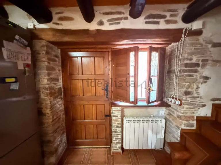 Chalet pareado en venta en Cruces, Ponferrada