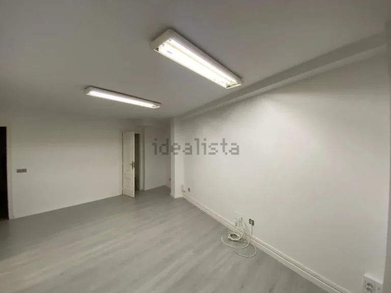 Oficina en alquiler en Calle Ave Maria 5 - Centro de Ponferrada