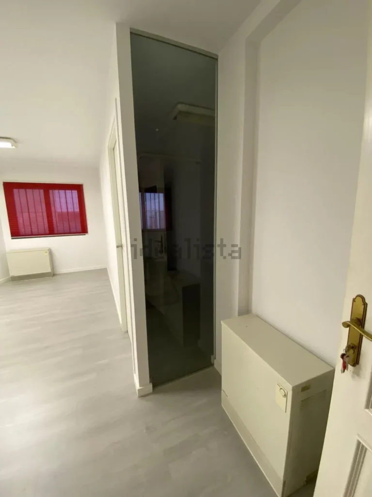 Oficina en alquiler en Calle Ave Maria 5 - Centro de Ponferrada