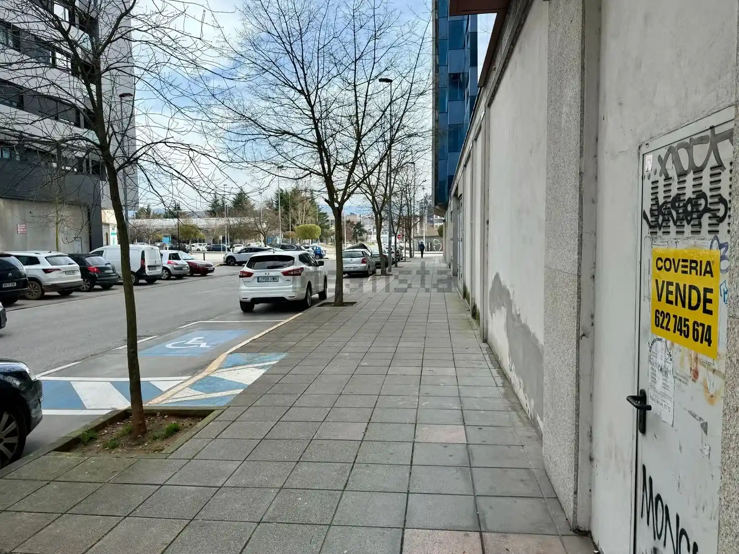 Local comercial en venta en La Rosaleda Ponferrada imagen 3