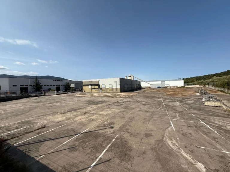 Nave industrial de 580 m² en alquiler en Camponaraya - El Bierzo
