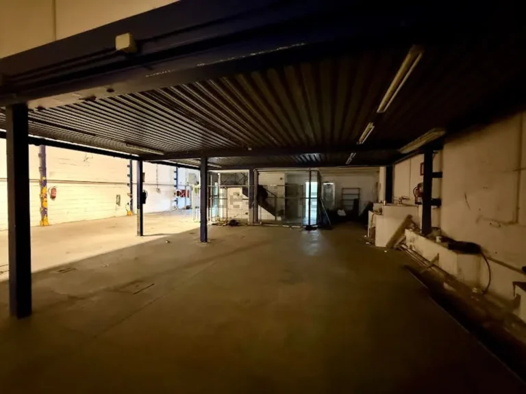 Nave industrial en alquiler en Avenida Montearenas - Ponferrada