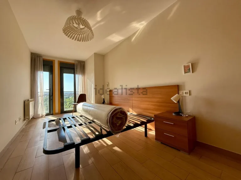 Piso amueblado en alquiler en Avenida de América, Zona Alta - Ponferrada