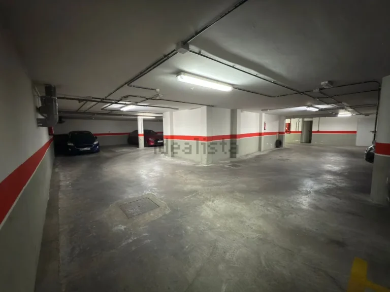 Garaje en Venta - Mercado Viejo 13 Zona Alta Ponferrada