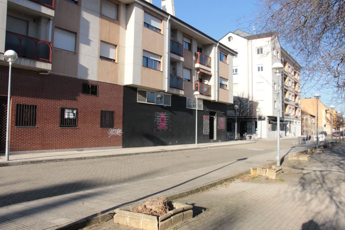 alquiler casas cuatrovientos ponferrada barrio residencial