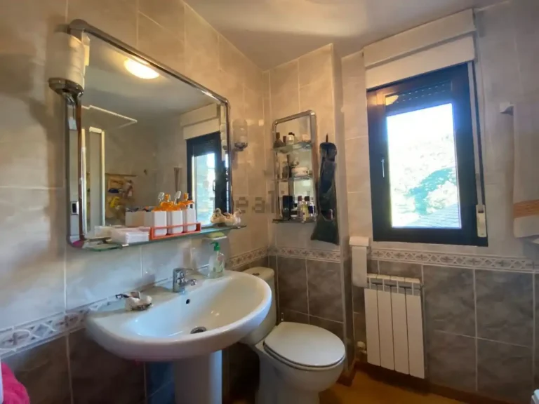 Casa acondicionada con vistas en Espinoso de Compludo