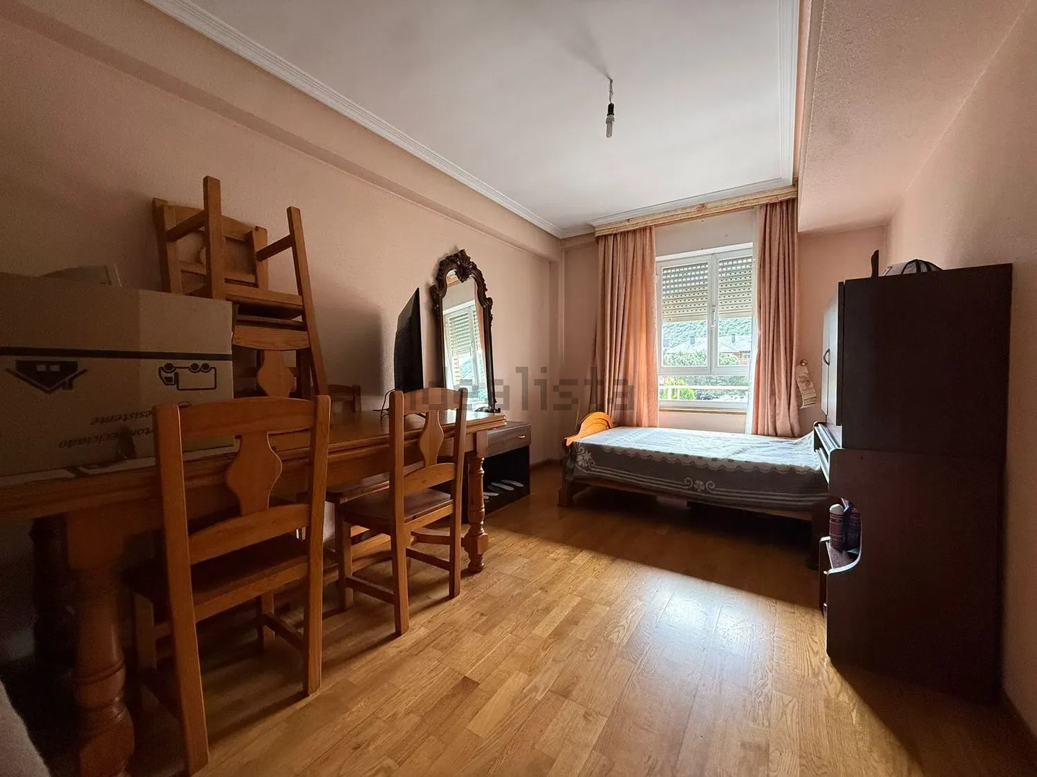 Piso en venta en Avenida Verardo Garcia Rey - Flores del Sil, Ponferrada imagen 2
