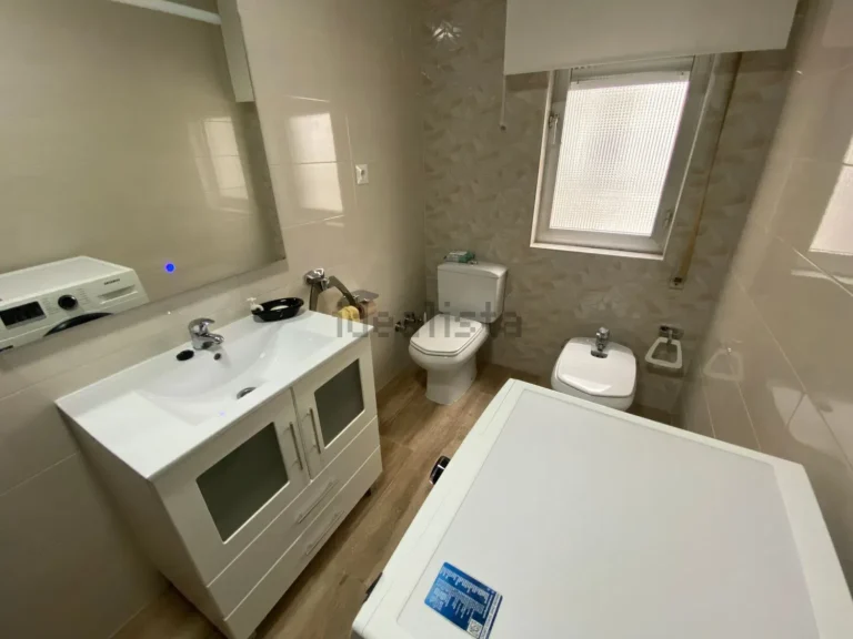 Piso reformado en alquiler en Calle Colombia, Zona Alta - Ponferrada