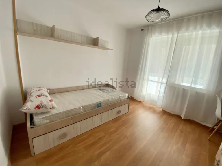 Piso reformado en alquiler en Calle Colombia, Zona Alta - Ponferrada