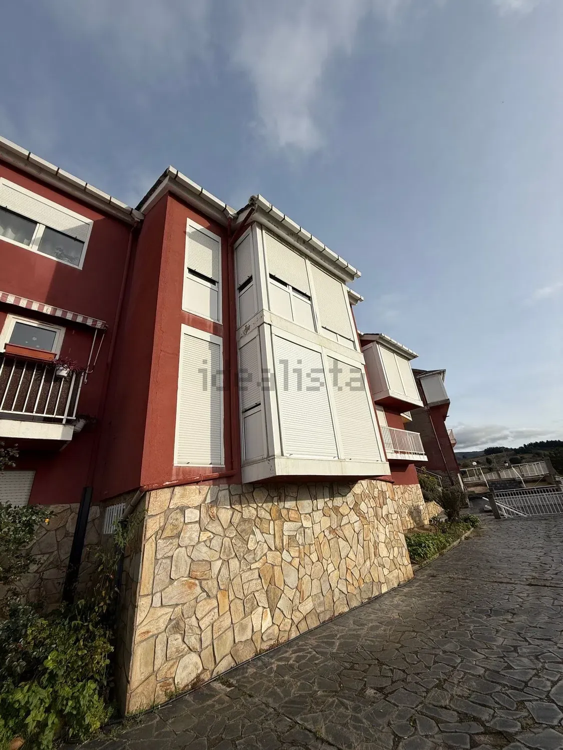 Chalet adosado en alquiler en Calle la Piracanta, Campo - Ponferrada imagen 5