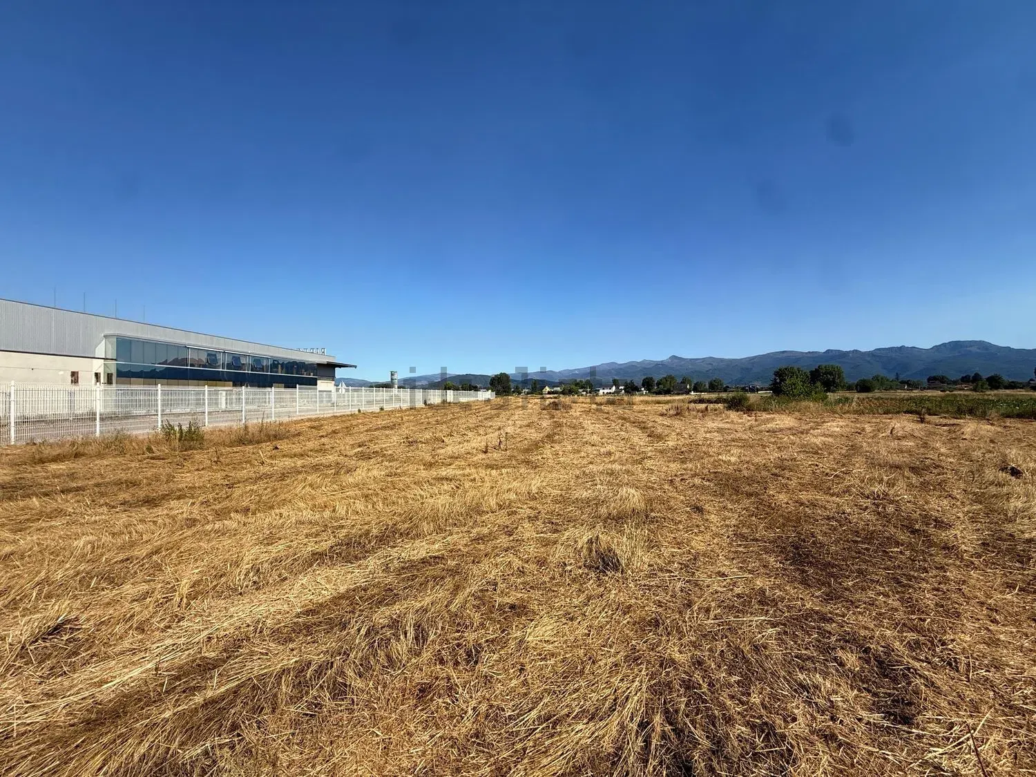 Terreno industrial en venta en Calle Monterraso, Camponaraya imagen 4