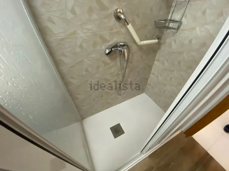 Piso reformado en alquiler en Calle Colombia, Zona Alta - Ponferrada