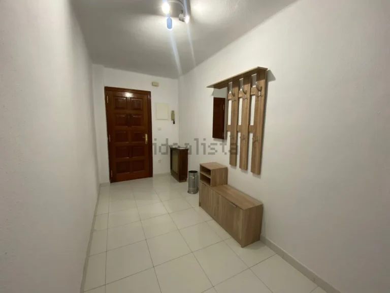 Piso reformado en alquiler en Calle Colombia, Zona Alta - Ponferrada