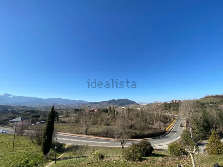 Chalet adosado en alquiler en Calle la Piracanta, Campo - Ponferrada